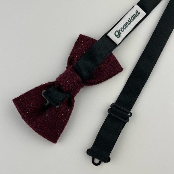 Men’s Burgundy Donegal Tweed Bow Tie & Rustic Floral Pocket Square Set - Picture 4 of 6